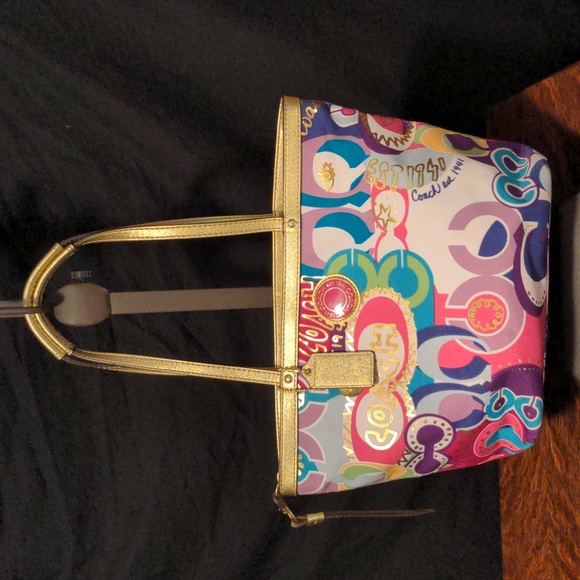 🔥HP 6-25-24🔥Coach Rare Multicolor Op Art Print Poppy Tote Bag Purple Pink - Picture 1 of 12